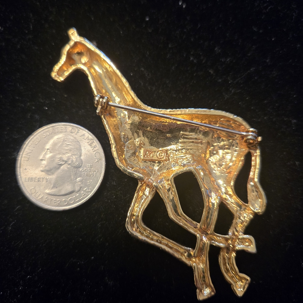 Kenneth Cole New York Gold and Red Giraffe Brooch - Picture 2 of 2